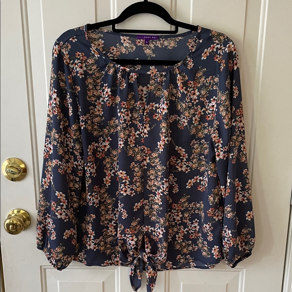 West Kei Navy Floral Tie-Hem Blouse